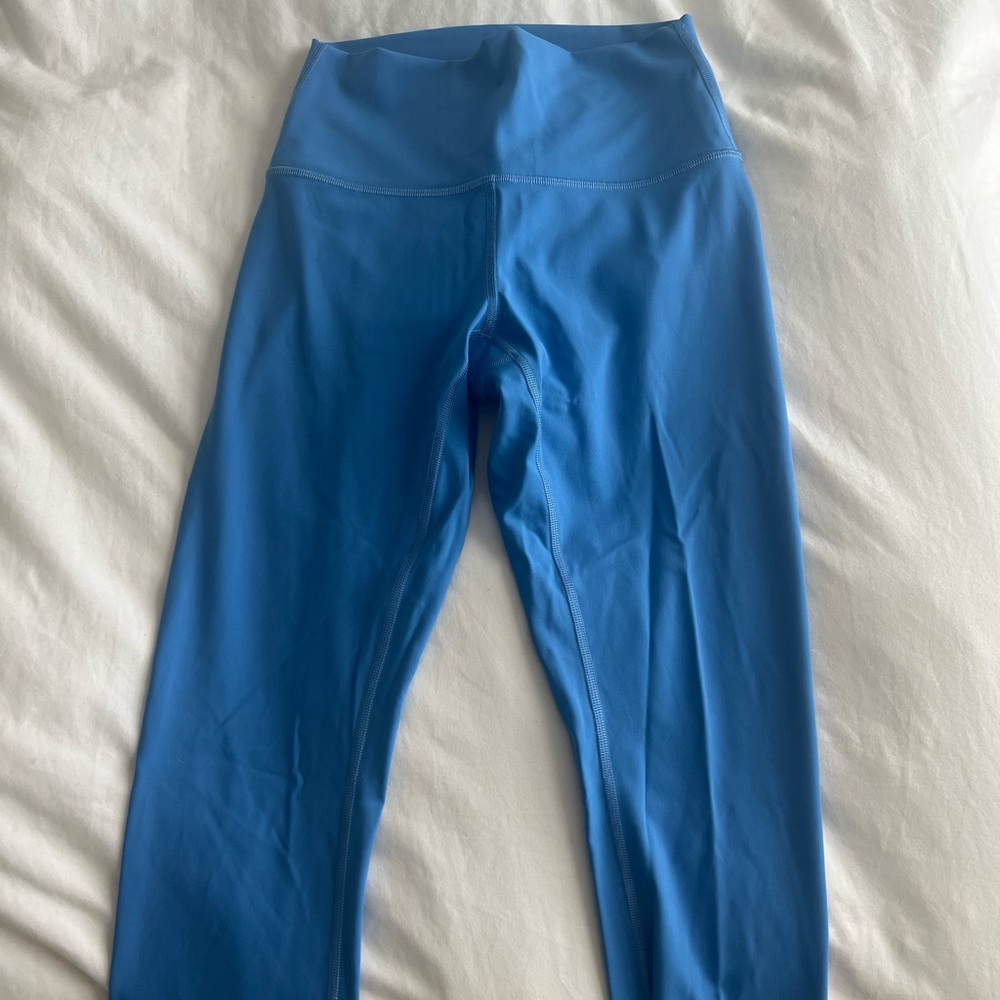 Lululemon blue Nile wunder under leggings size 4